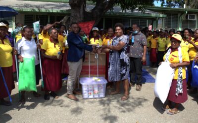 ADVENTIST COMMUNITY SERVICES IN PORT MORESBY ARE DONATING TO THE 6-MILE POLY CLINIC AND GORDONS CLINIC IN NATIONAL CAPITAL DISTRICT
