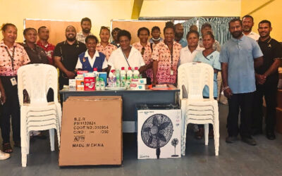KINA BANK HARBOR CITY BRANCH SUPPORTS LAWES ROAD CLINIC WITH MUCH-NEEDED MEDICAL EQUIPMENT AND SUPPLIES